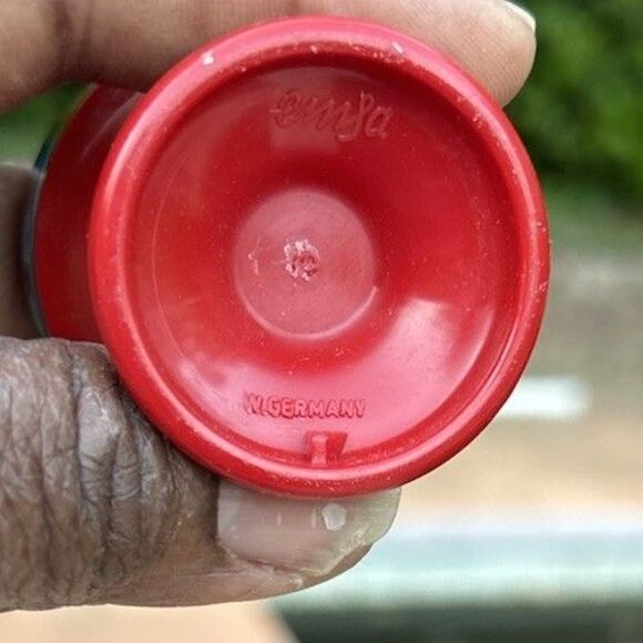 Set Of 4 Vintage Germany 70s 60s Plastic Red with Flowers Egg Cup by Emsa W. - Picture 7 of 8